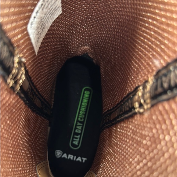 Ariat Brown Cowboy Western Boots with Classic Design Men’s 11 - Picture 4 of 6